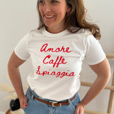 Weißes T-Shirt mit Rundhals und Statement Print Amore, Caffe, Spiagga in rot.