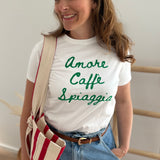 Weißes T-Shirt mit Rundhals und Statement Print Amore, Caffe, Spiagga in grün.